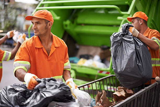 Best Garage Cleanout Services  in Neosho, MO